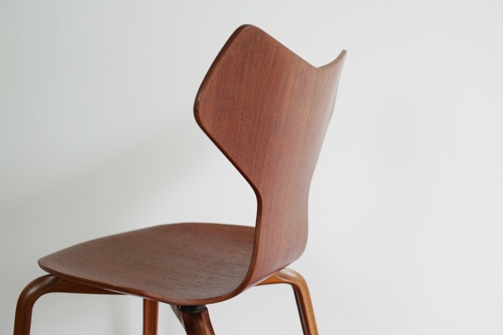1325_chair | vintage & used | BUILDING fundamental furniture